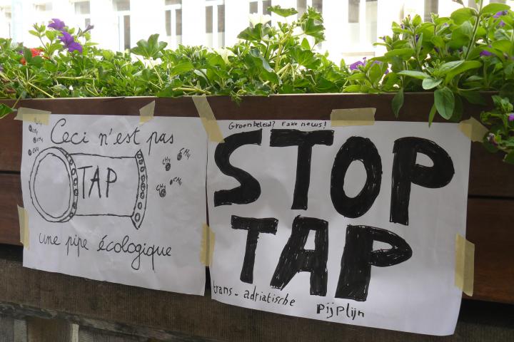 No-Tap Banner